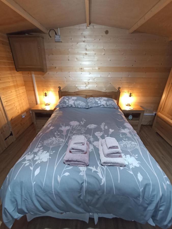 Cosy Cabin Stock Exterior foto